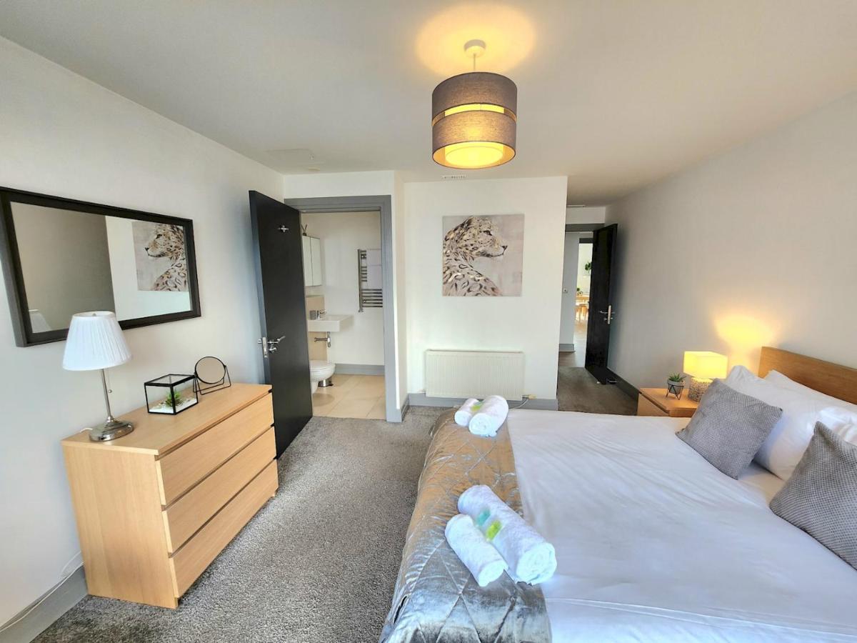 Pass The Keys Stunning Penthouse With Balcony Sunset Views Apartment Belfast Exterior photo