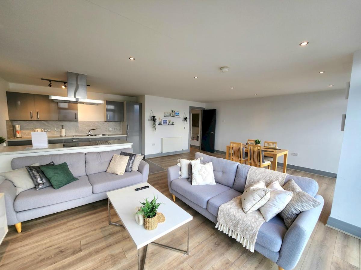 Pass The Keys Stunning Penthouse With Balcony Sunset Views Apartment Belfast Exterior photo